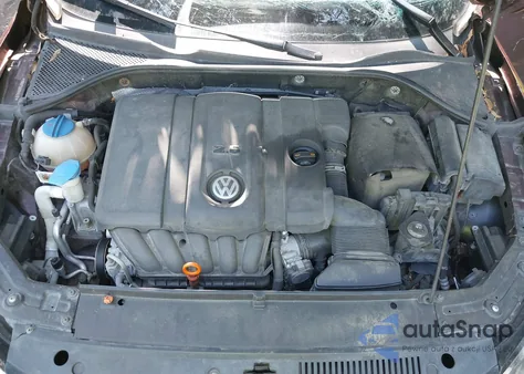 2013 Volkswagen Passat 2.5L Se from USA, damaged, VIN 1VWBP7A39DC034137